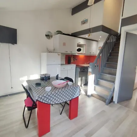 T2 Mezzanine - 6 Pers - Parking, Piscine, Clim - Fr-1-795-55 Villa Fleury (Aude)