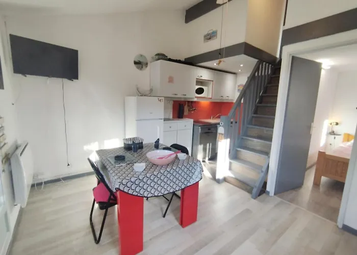 T2 Mezzanine - 6 Pers - Parking, Piscine, Clim - Fr-1-795-55 Villa Fleury (Aude)